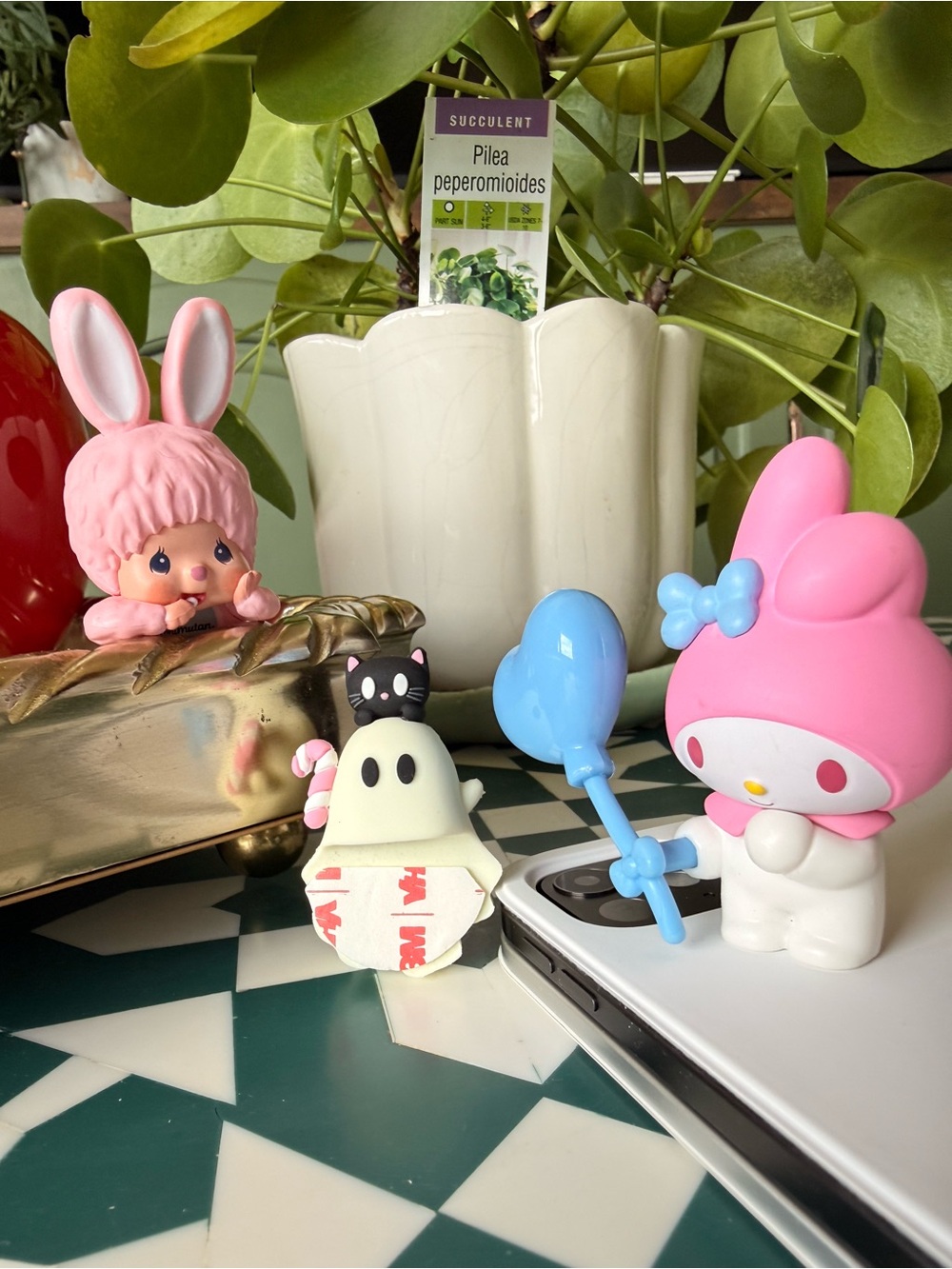 Collectible Trinkets Trio Set